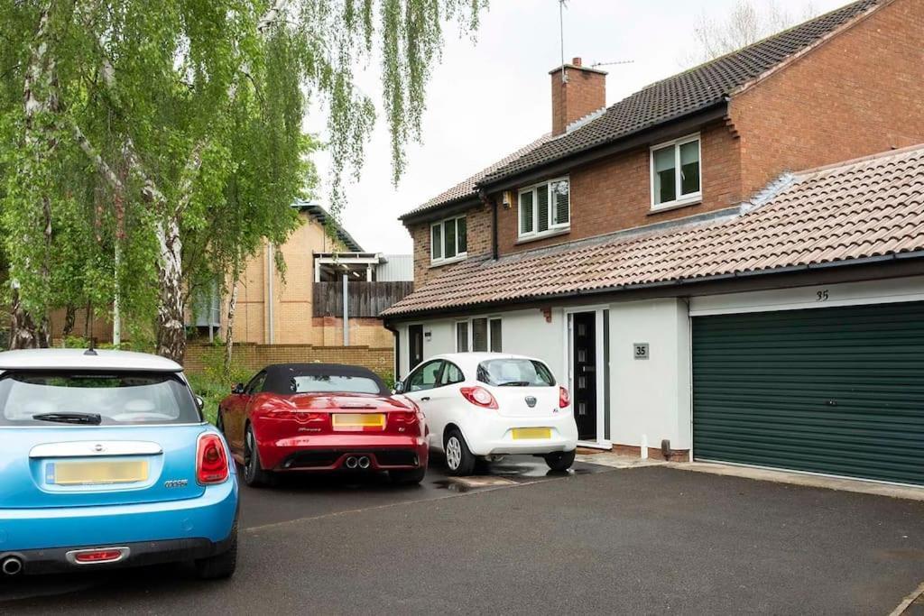 Villa 35 Quaker Lane à Darlington  Extérieur photo